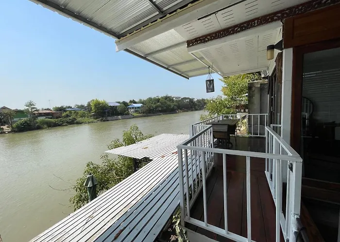 Baan Keang Chon Ayutthaya บ้านเคียงชล อยุธยา