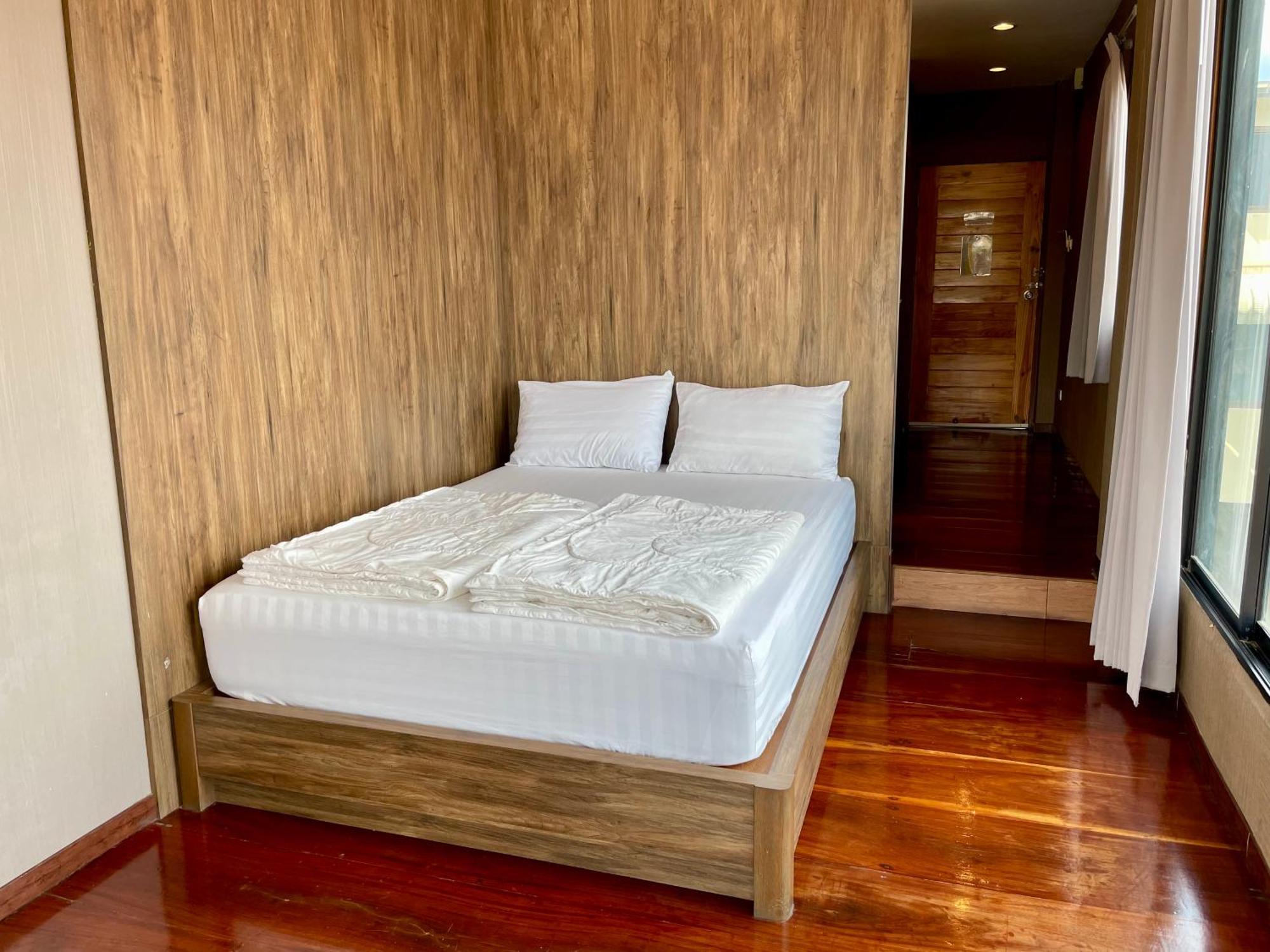 Gasthof Baan Keang Chon บ้านเคียงชล อยุธยา